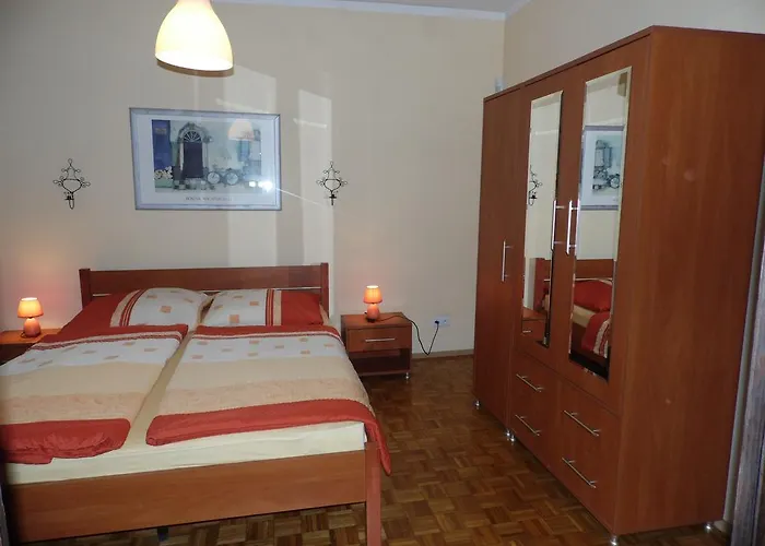 Guest house Pod Lasem 3*